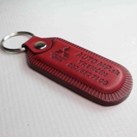 Breloki skrzane i gumowe z logo - referencje - Mitsubishi