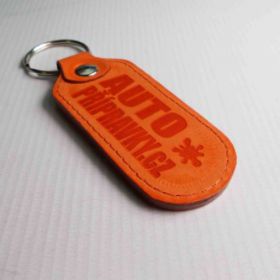 Breloki skrzane i gumowe z logo - referencje - Auto Ppravky