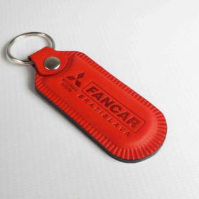 Breloki skrzane i gumowe z logo - referencje - Mitsubishi