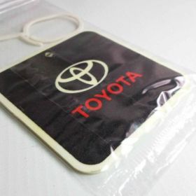 Perfumy samochodowe - referencje - Toyota